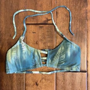 Midori bikinis mau loa top